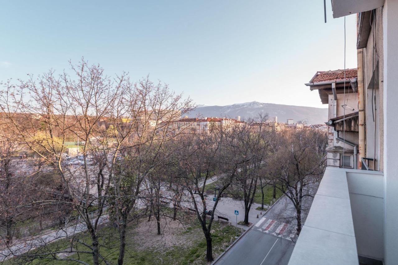 Industrial 2-bdr Flat By The National Stadium