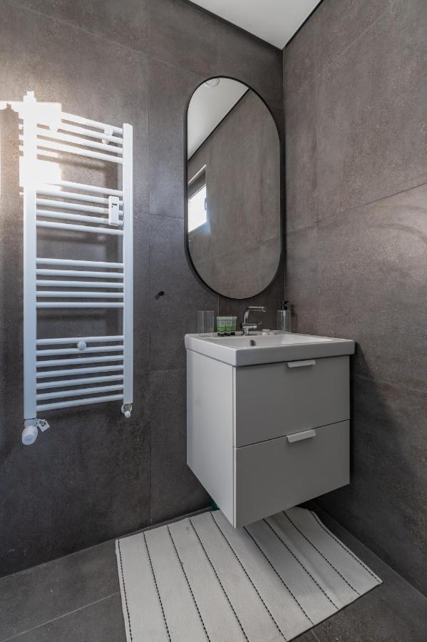 Apartamento Industrial 2-bdr Flat By The National Stadium Sofía