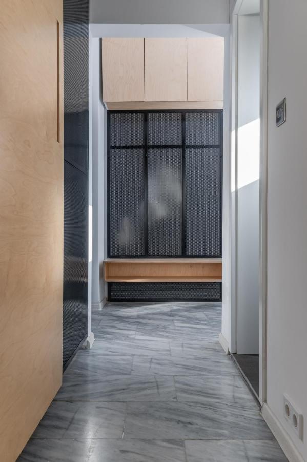 Apartment Industrial 2-bdr Flat By The National Stadium *