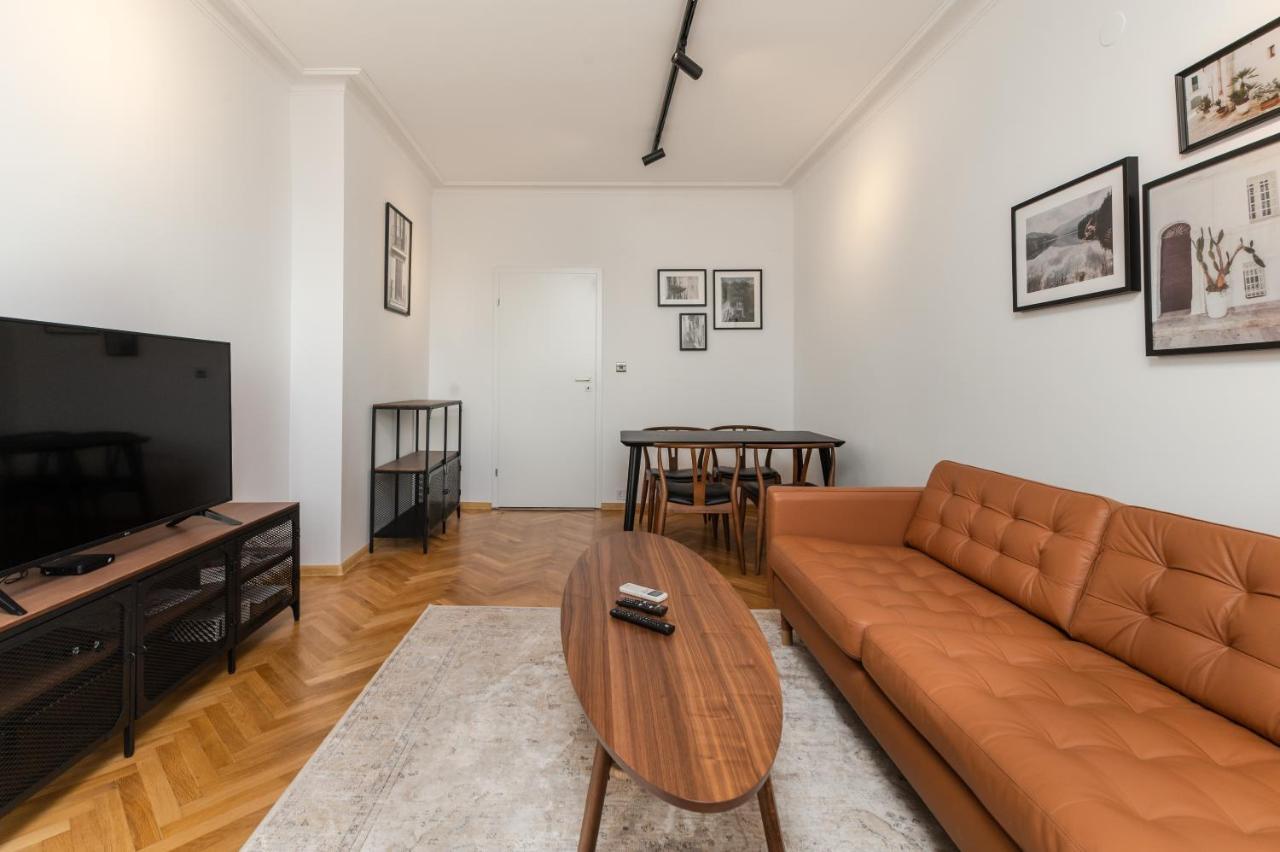 Apartment Industrial 2-bdr Flat By The National Stadium